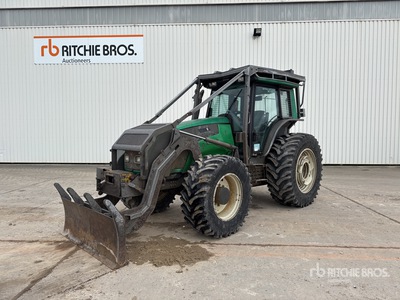 Valtra T131h Tracteur Agricole 4WD Tractor
