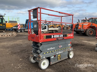 2014 Skyjack SJIII3226 Electric Scissor Lift