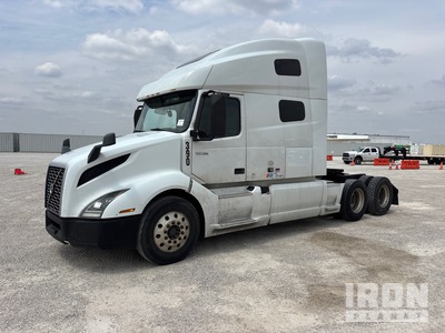 2019 Volvo VNL760 6x4 T/A Sleeper Truck Tractor