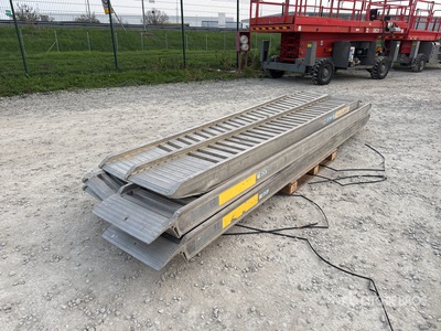 Quantity of (3) Ramps