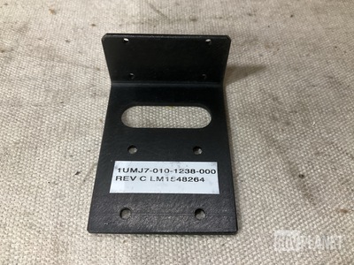 (183) Lockheed Martin 010-1238-000 Angle Brackets