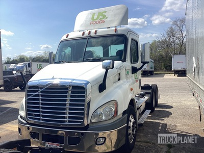 2014 Freightliner Cascadia 113 6x4 Tracteur routier