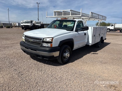2005 Chevrolet Silverado C3500 4x2 Autocarro di servizio