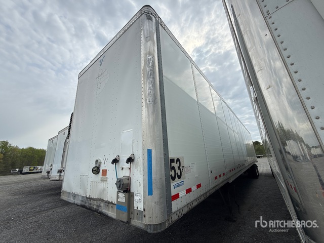 2013 Vanguard VXP 53 ft x 102 in T/A Van Trailer