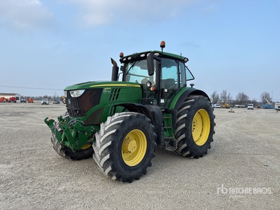 2017 John Deere 6215R Trattore agricolo 4RM