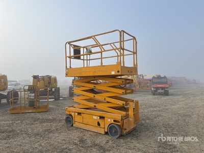 2006 Haulotte Compact 10 Electric Scissor Lift
