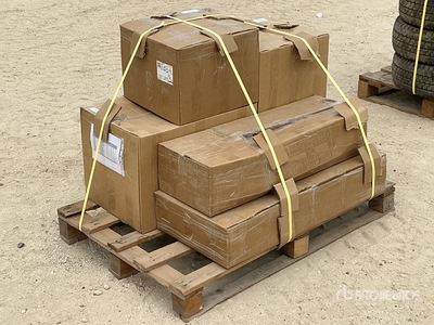 Quantity of Toyota Spare Parts Pièces diverses (Unused) - Fits L/C, Coaster, Previa, Hilux, Hi Ace & Fortuner