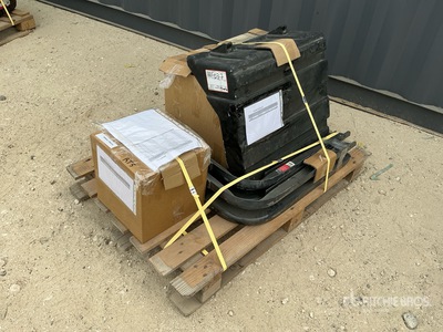 Quantity of Renault Spare Parts Pièces diverses (Unused) - Fits Kerax & Lander Trucks