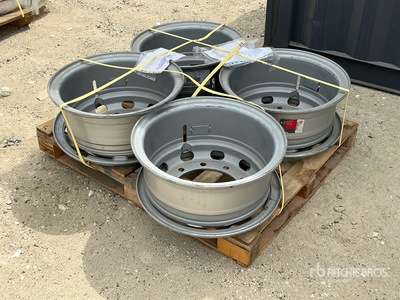 Quantity of (4) Renault Rims Pièces diverses (Unused) - Fits Kerax & Lander Trucks