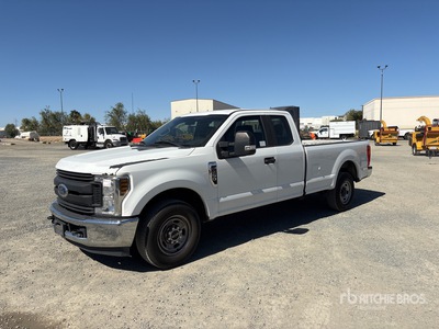 2019 Ford F-250 XL 4x2 Extended Cab Pickup