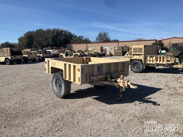 2010 US ARMY Tank Automotive Command M1101 Cargo Trailer