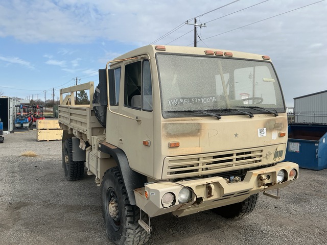 2003 Stewart & Stevenson M1078A1 LMTV 4x4 Cargo Truck
