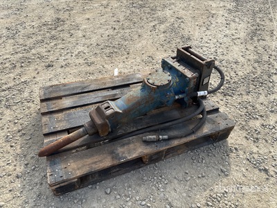 2014 Atlas Copco SB152 Hydraulic Breaker