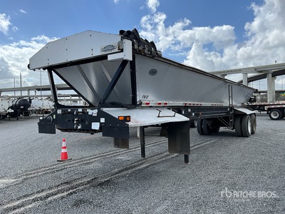 2016 Etnyre Falcon Live Bottom Trailer