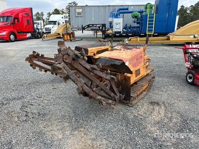 Case TF300 Tracked Grabenfräse