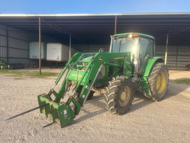 2008 John Deere 7130 4WD Tractor