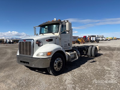 2017 Peterbilt 337 4x2 الكابينة والهيكل