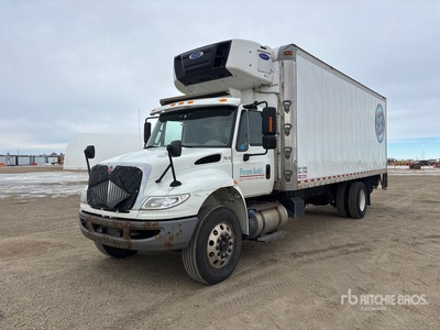 2018 International DuraStar 4300 4x2 Ciężarówka chłodnia