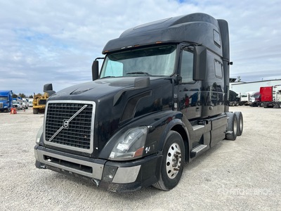 2013 Volvo VNL780 6x4 T/A Sleeper Truck Tractor
