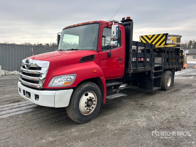 2011 Hino 268 4x2 Attenuator Truck