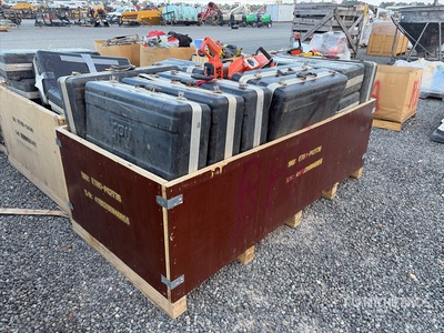 Quantity of Spy 780 Holiday Detectors Attrezzatura industriale