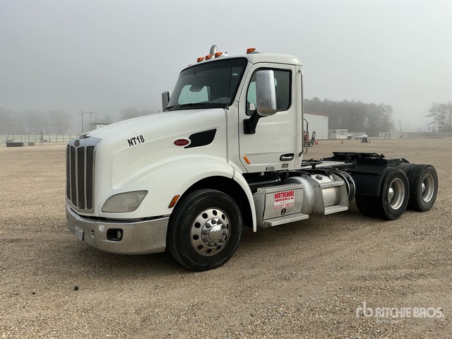 2020 Peterbilt 579 6x4 T/A Day Cab Truck Tractor