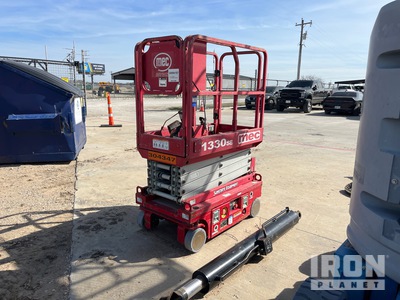 2017 MEC 1330SE Electric Scissor Lift