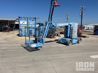 2006 Genie Z-30/20N 2WD Electric Articulating Boom Lift