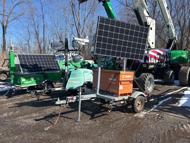 201Liveview V1MM S/A Solar Security Camera Trailer