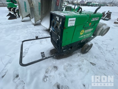 2017 Miller Bobcat 250 NTLP 250 A Mobile Multi-Process Saldatrice a motore