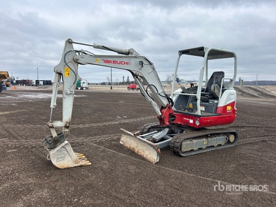 2020 Takeuchi TB235-2 Mini Excavadora