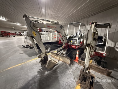 2020 Takeuchi TB235-2 Mini Excavator