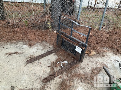 2015 Bradco 2000887 24 in Mini Schranklader vorken