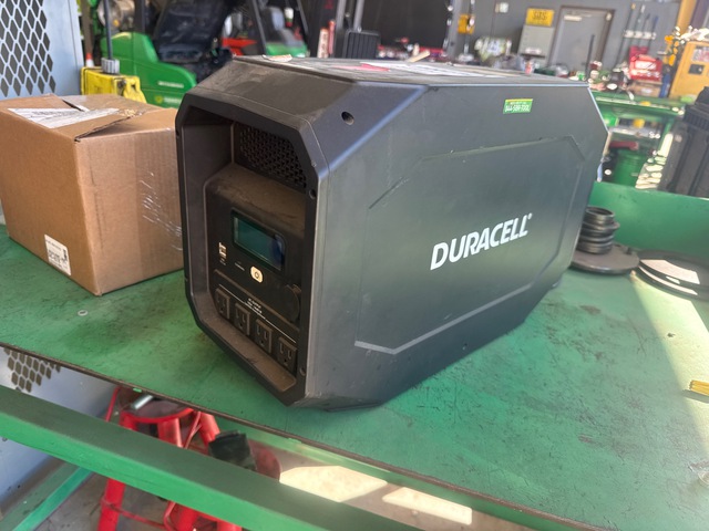 2021 Duracell PowerSource 660 Portable Power Station