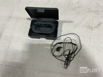 (5) Invisio Microphone-Headsets