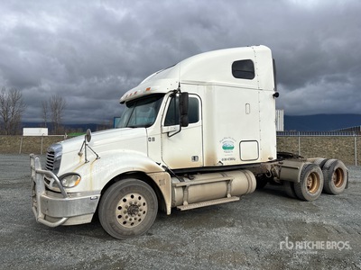 2006 Freightliner Columbia 120 6x4 T/A Sleeper Truck Tractor