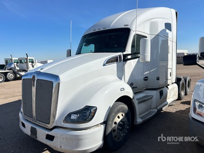 2019 Kenworth T680 6x4 T/A Sleeper Truck Tractor