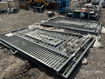Quantity of (2) 20 ft x 7 ft Wrought Iron Bi-Parting بوابة المدخل