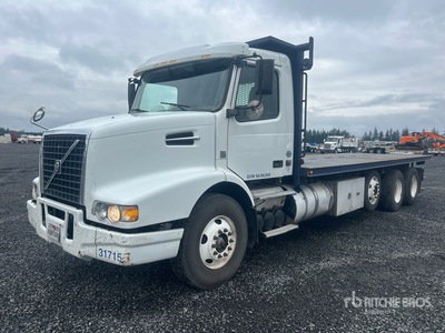 2016 Volvo VHD 8x4 Flatbed Truck