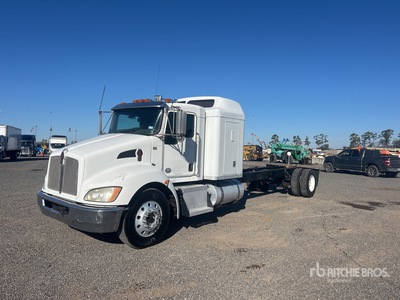 2010 Kenworth T370 4x2 Sleeper Cab and Chassis