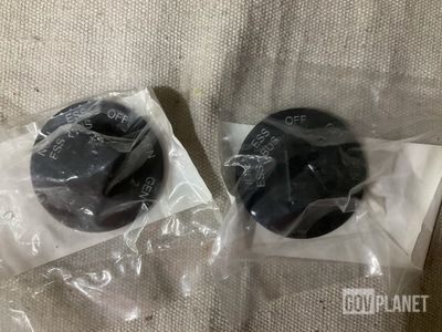 (7) Yama 204-075-254-55 Control Dials