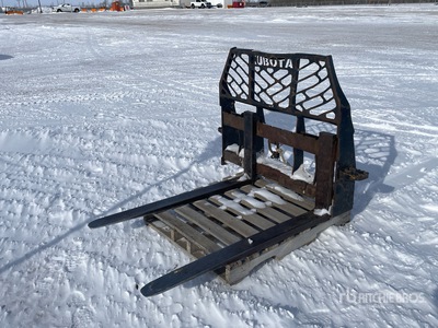 Kubota 48 in Skid Steer Forks