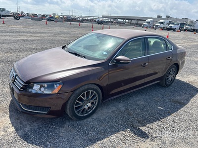 2012 Volkswagen Passat SE 自動車