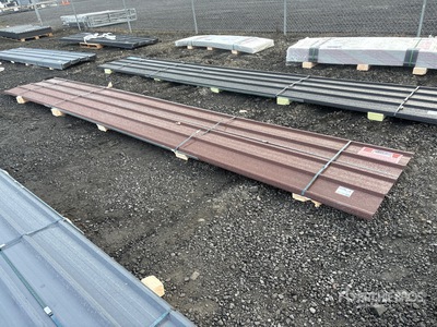 Quantity of (20) Brown Metal Roof Panels Materiale edile (Unused)