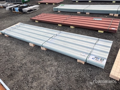 Quantity of (30) Clear Corrugated Polycarbonate Roof Panel Materiale edile (Unused)