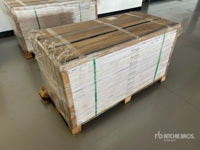 Quantity of (30) Lifeproof SPC 770sq ft Click-Lock Revêtements de sol (Unused)