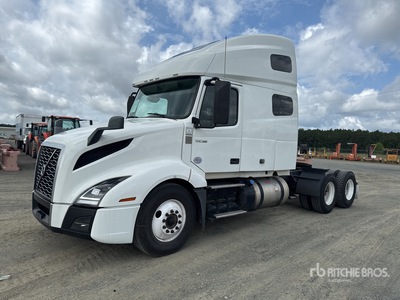 2021 Volvo VNL760 6x4 Cabeza Tractora Cabina Dormitorio