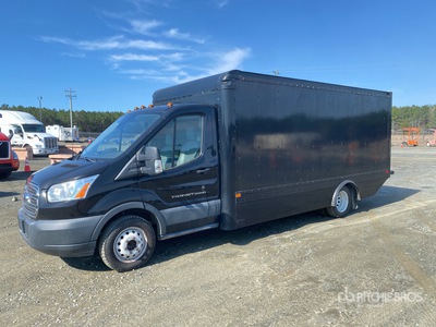 2017 Ford Transit 350 4x2 شاحنة فان