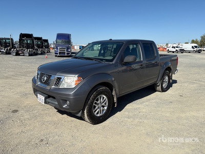 2017 Nissan Frontier SV 4x4 Crew Cab Pick-up
