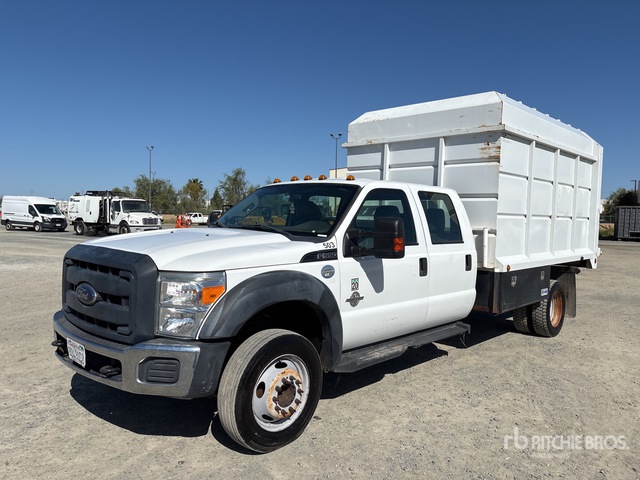 2016 Ford F-550 XL 4x2 Crew Cab Chipper Truck